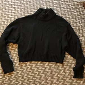 Wilfred Black Cropped Sweater (Aritzia), Size XS